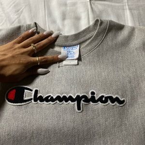 Champion weave pullover.